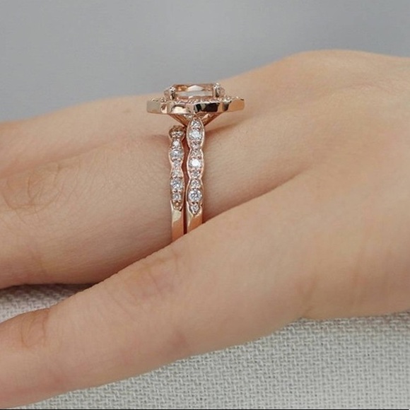 Vintage Rose Gold Ring Set - Picture 2 of 2